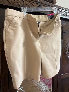 Investments Women's Beige Tailored Bermuda Shorts